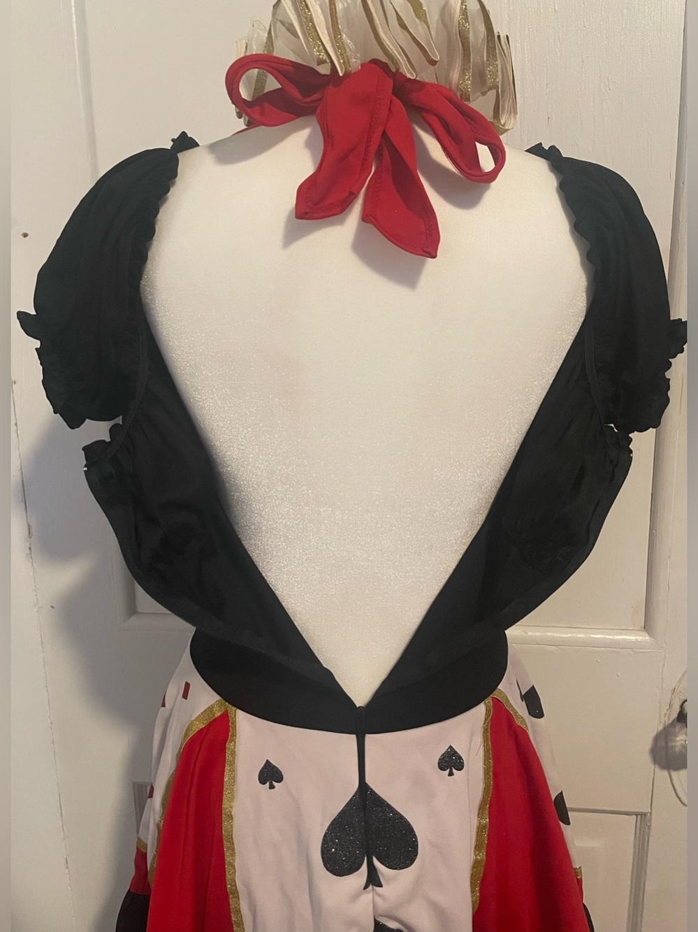 Leg Avenue Black and Red Queen of Hearts costume - Picture 5 of 5